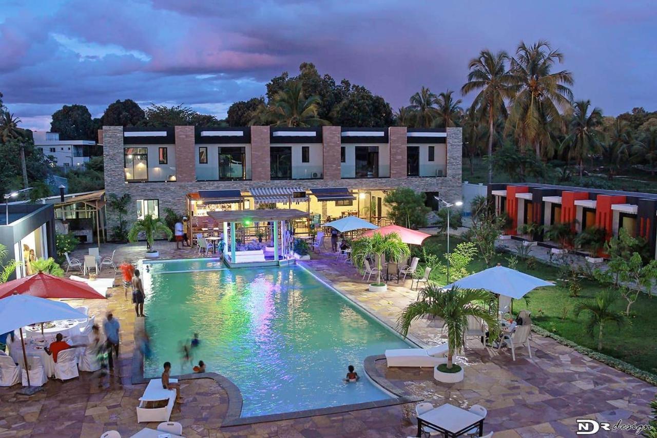 Majesty Palm Resort Mahajanga Bagian luar foto